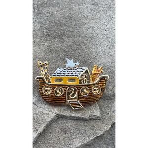 Vintage Gold Tone Noah's Ark Brooch Pin
